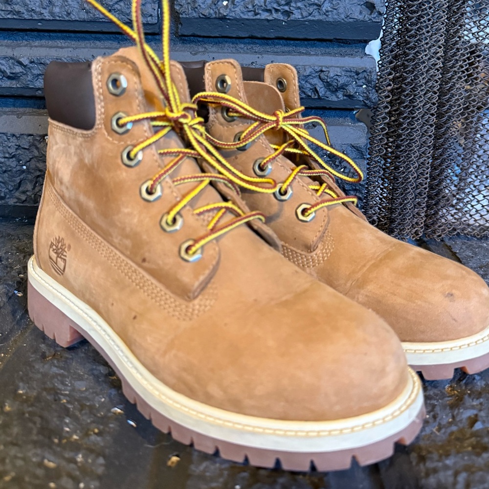tan timberland kids boots 4